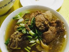 -穆豪麦蒸碗羊羔肉