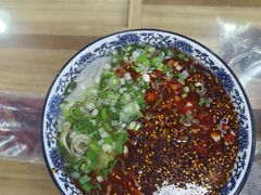-陇上全荟兰州传统牛肉面(延吉路店)