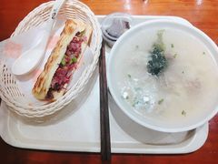 传统驴火-小彭驴肉火烧(安贞店)
