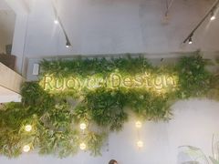 -新华里咖啡书吧(新华书店小寨店)