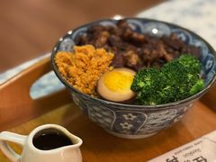 招牌卤肉饭-荏苒