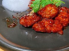 红酒泡沫牛仔粒-荟廷·晶萃(陆家嘴尚悦湾店)