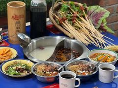 -马路边边串串香(一匡街店)