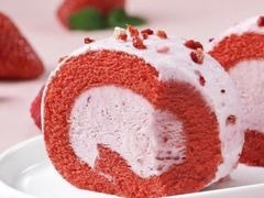 三重莓莓瑞幸卷-瑞幸咖啡(石榴中心店)