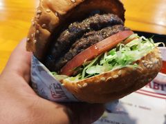 -The Habit Burger Grill 哈比特汉堡(复兴soho店)