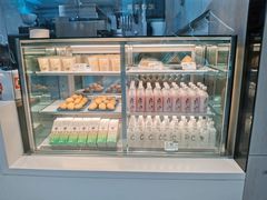 面包甜点陈列柜-喜茶(武汉范湖万达广场店)