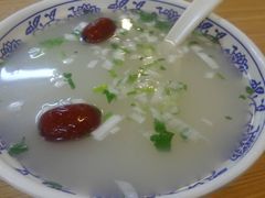 -大耳公曹氏驴肉包子铺(三八店)