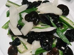 -峨嵋小镇·川菜(勒泰中心店)
