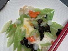 -凤凰园烤鸭店·唐山菜·传承花椒肉(老唐丰路店)