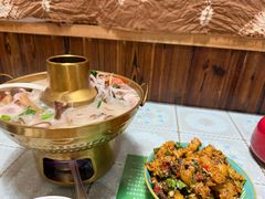 -蜗牛小馆醉乡民谣云南菜(惠新西里店)