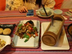 -香巴拉云南餐厅(华莱坞店)