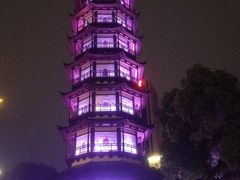 -绳金塔