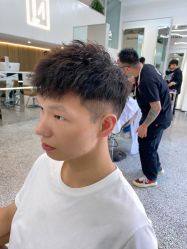 -I+造型烫发染发