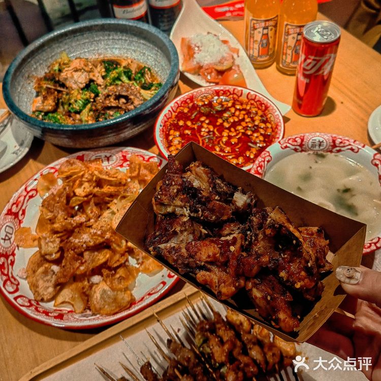 沈阳首家超大排骨串和鸡架锅快来尝尝‼️