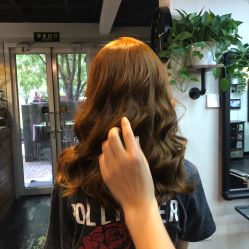 -AFA Hair studio·女士发型设计