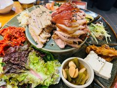 -Myth猪蹄(明洞店)