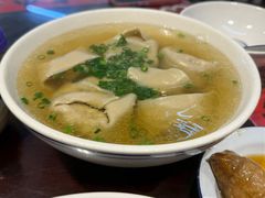 特制酒香鲜肉大馄饨-逸桂禾面馆