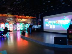 -世代星球·保龄球·镭战真人CS·团建(杨浦店)