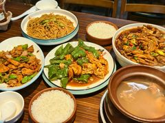 -民间瓦缸煨汤館(嵩山路店)