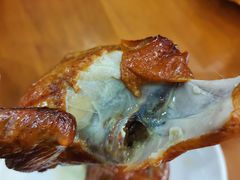 红烧乳鸽-煲煲掂风味煲仔饭餐厅(西区店)