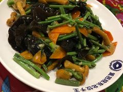 -篱笆院东北饺子王(欧阳路店)
