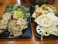 -正宗开封黄家灌汤小笼包子