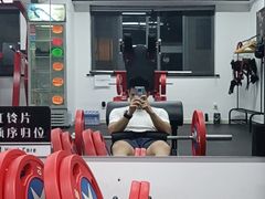 -坚果健身24小时工作室(定西路店)