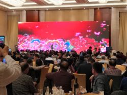 -万丽天津宾馆宴会厅
