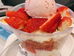 草莓提拉米苏芝士雪-满记甜品(静安大悦城店)