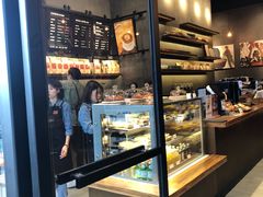 面包甜点陈列柜-DECAMERON十日谈(卓悦汇店)