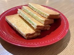 咖椰吐司-HELLO 27 意面·沙拉·帕尼尼