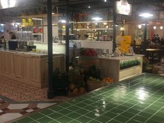 -大食代美食广场(上海中心店)