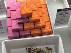 牛奶薄片-GODIVA(五角场万达广场店)