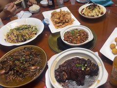 -老码头黑皮肘子锅包肉(赣水路店)