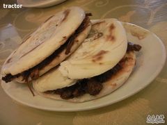 肉夹馍-西安美食阁(四平路店)