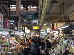 -瓦洛洛传统市场