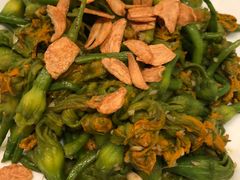 -Hoang Yen Vietnamese Cuisine