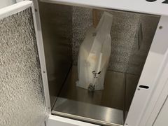 -喜茶(滨江宏岸店)