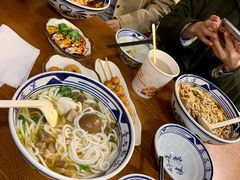 -鑫花溪牛肉米粉(凤凰街创始总店)