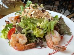 大虾坚果蔬菜沙拉配芥末油醋汁-Entrecôte 法国牛扒馆(保利·时光里店)