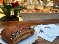 -VERIE BAKEHOUSE