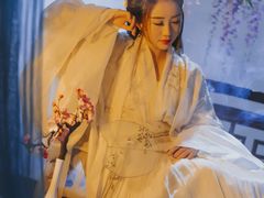 -九月鹰飞汉服摄影工作室