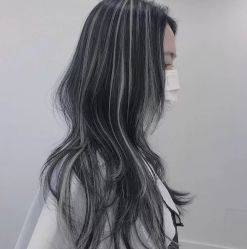 -Kraemer Paris  苏豪路易士·嘉玛发廊