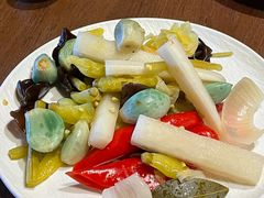 -肆海小川菜酒馆Wine Bistro (青年路店)