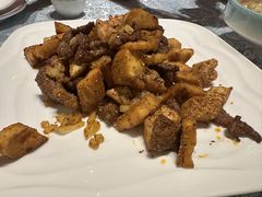 馕丁炒烤肉-巴扎美食·新疆菜·西域歌舞表演餐厅(新疆大厦店)