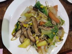 -炸鸡情侣韩式料理(中央大街店)