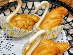 天鹅榴莲酥-稻香酒家·33年老字号·港式粤菜(富邦中心店)