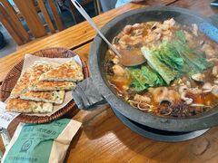 -都江堰石锅鱼