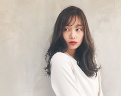 -变画·发型STUDIO