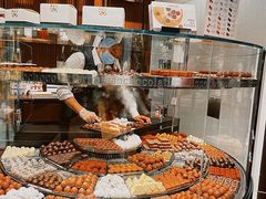 -Laderach 莱德拉(上海环贸iapm店)